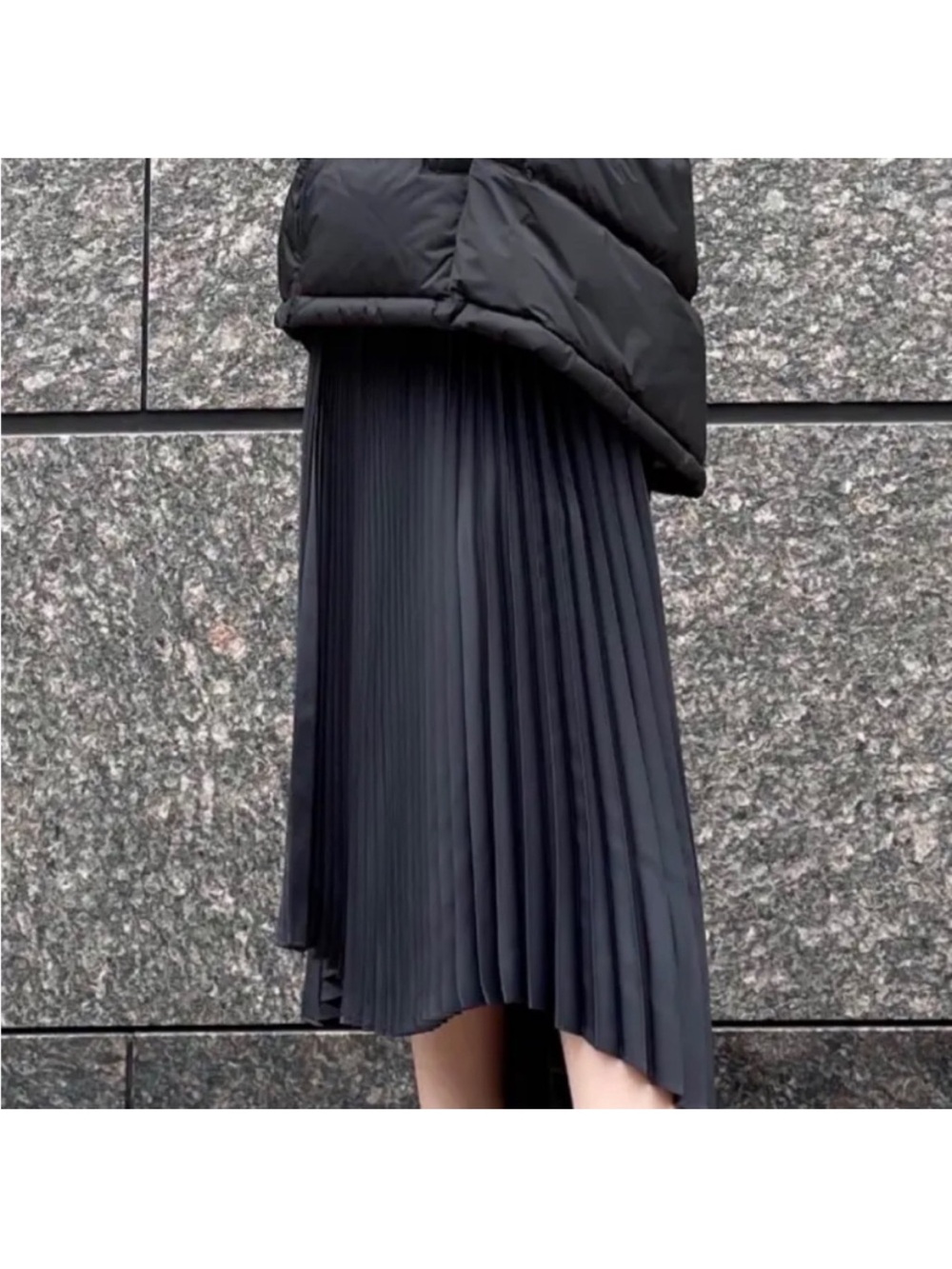 Jil Sander x Uniqlo Dark Gray Pleated Asymmetrical Midi Skirt